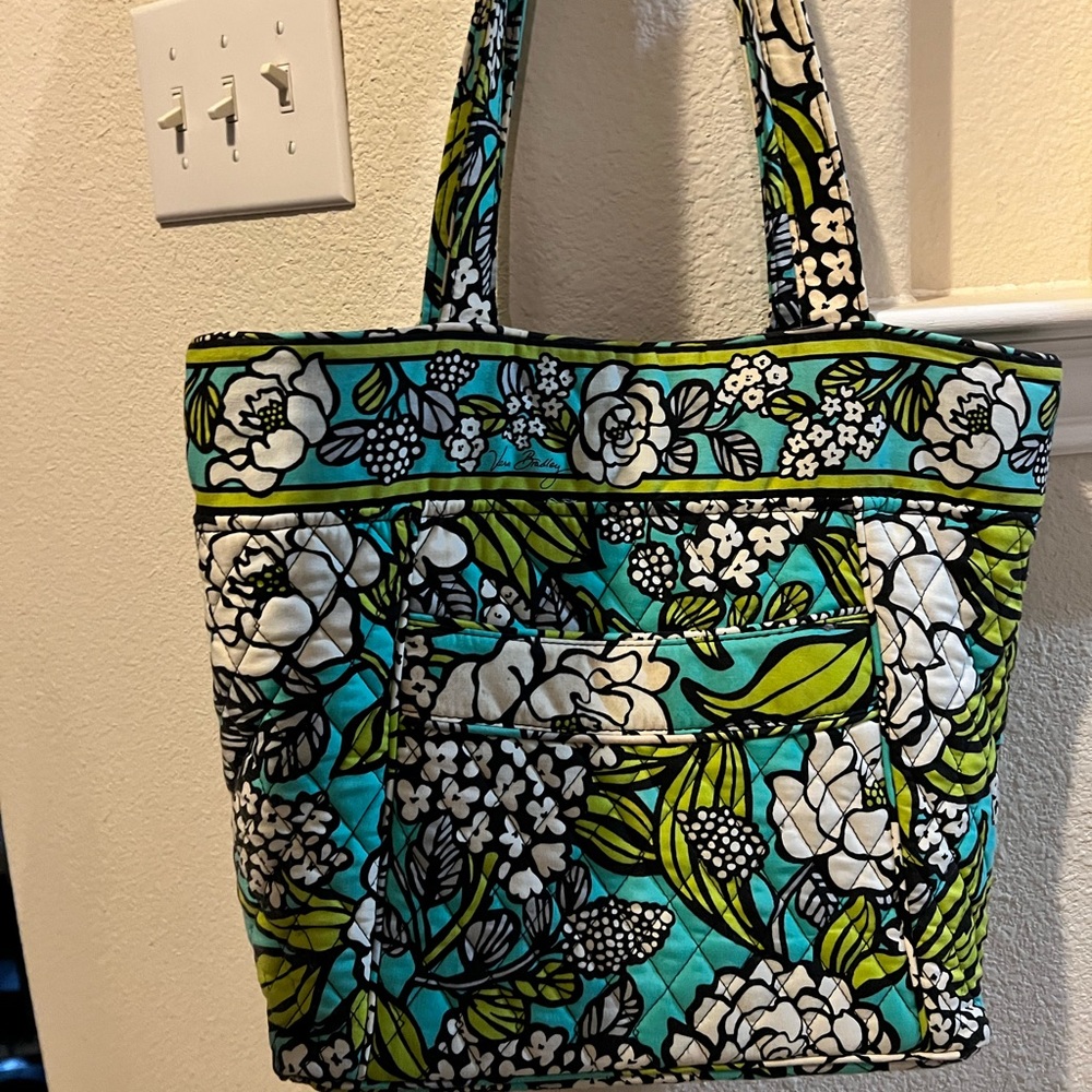 Vera Bradley tote